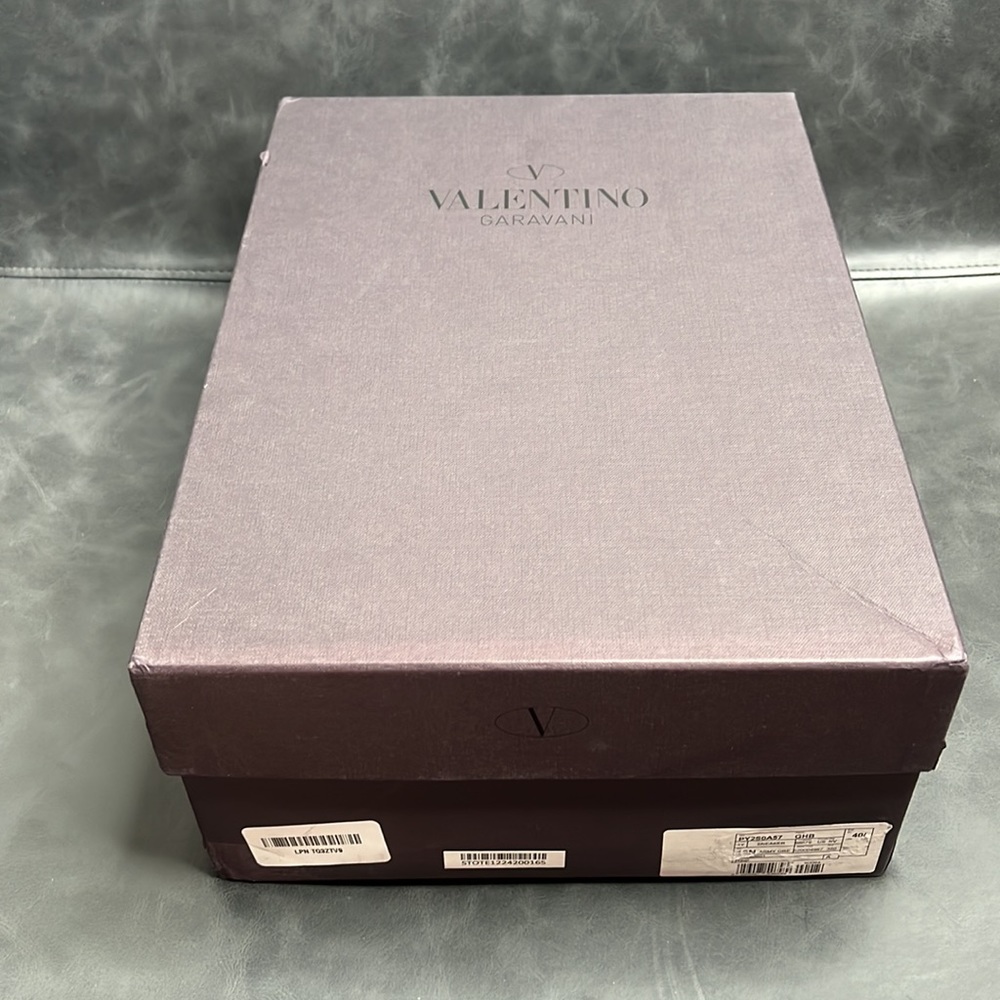 Valentino Garavani Sneaker - Picture 8 of 10